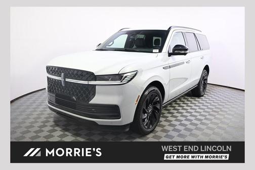 Crystal White Metallic Clearcoat 2026 Lincoln Navigator Reserve