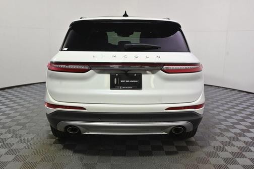 pristine white metallic tri-coat 2026 Lincoln Corsair Reserve