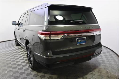 2024 Lincoln Navigator Black Label