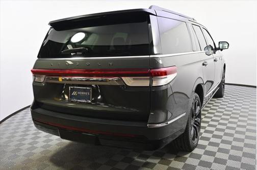 2024 Lincoln Navigator Black Label