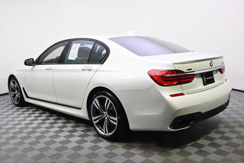 2019 BMW 750 i xDrive