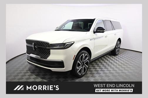 Pristine White Metallic Tri-Coat 2026 Lincoln Navigator Reserve