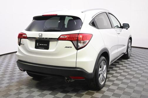 Platinum White Pearl 2019 Honda HR-V EX