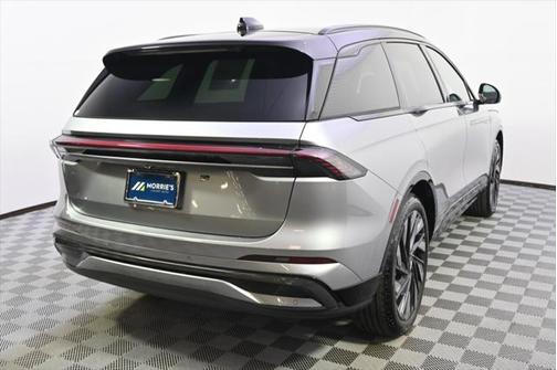 2025 Lincoln Nautilus Reserve
