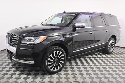 2022 Lincoln Navigator Black Label