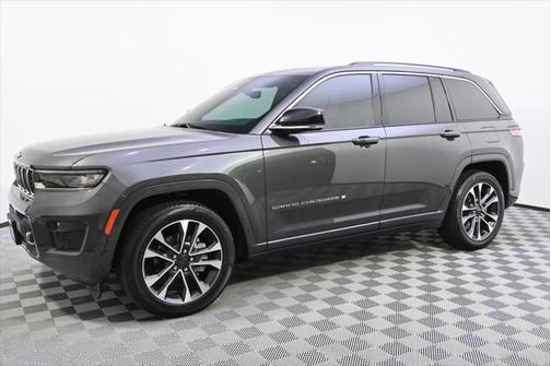 2022 Jeep Grand Cherokee Overland
