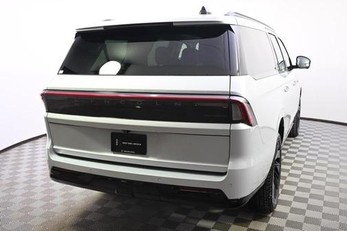 2026 Lincoln Navigator Reserve