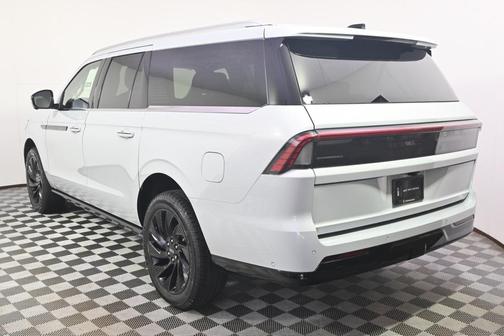 2025 Lincoln Navigator Black Label
