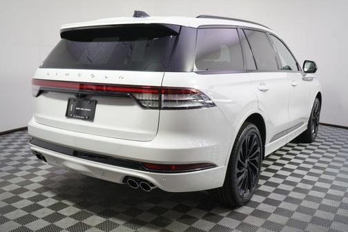 Pristine White Metallic Tri-Coat 2026 Lincoln Aviator Reserve AWD
