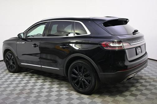 Infinite Black Metallic Clearcoat 2022 Lincoln Nautilus Reserve
