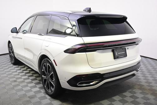 2024 Lincoln Nautilus Reserve