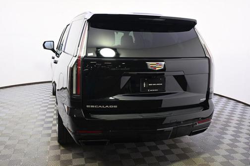 2025 Cadillac Escalade Sport