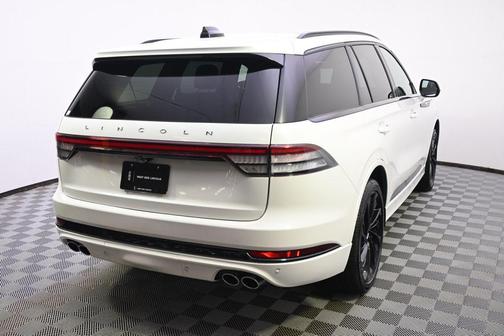 Pristine White Metallic Tri-Coat 2026 Lincoln Aviator Reserve AWD