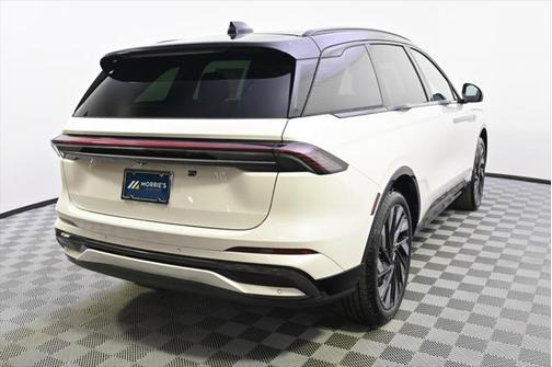 2025 Lincoln Nautilus Reserve