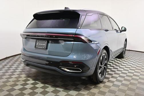 WHISPER BLUE MET CC 2026 Lincoln Nautilus Reserve