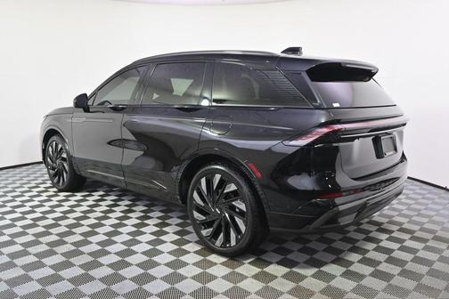 Infinite Black Metallic Clearcoat 2024 Lincoln Nautilus Reserve