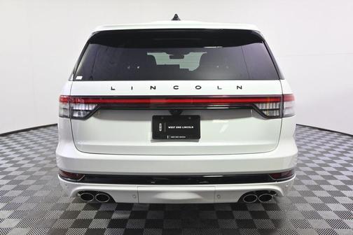 Pristine White Metallic Tri-Coat 2026 Lincoln Aviator Black Label AWD