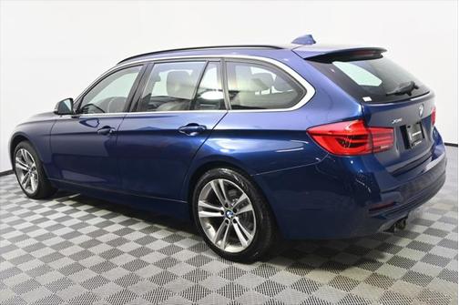 2019 BMW 330 xDrive