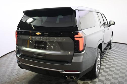 Sterling Gray Metallic 2025 Chevrolet Suburban 4WD High Country