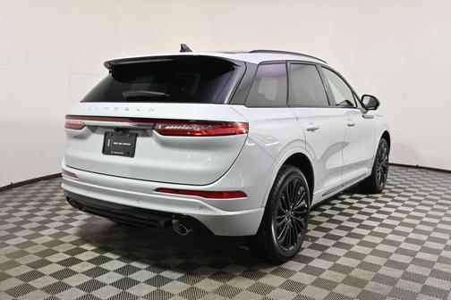 crystal white metallic clearcoat 2026 Lincoln Corsair Reserve