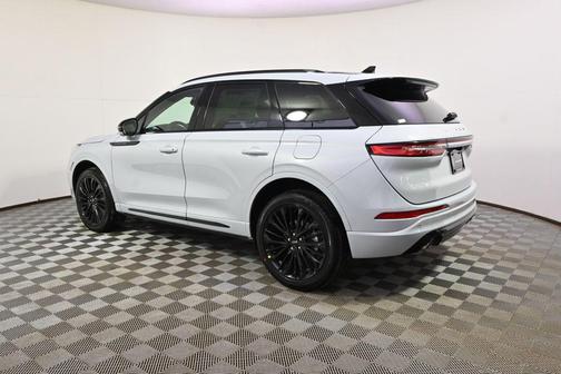 crystal white metallic clearcoat 2026 Lincoln Corsair Reserve