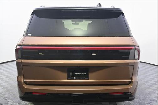 2025 Lincoln Navigator Black Label