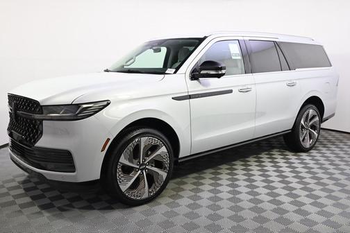 2025 Lincoln Navigator Black Label