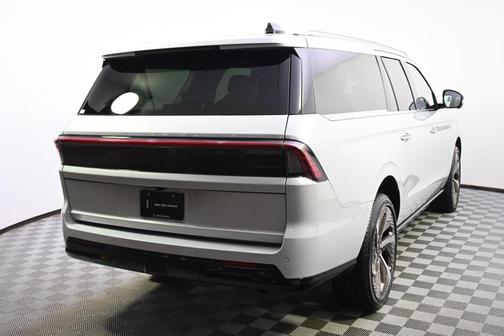 2025 Lincoln Navigator Black Label