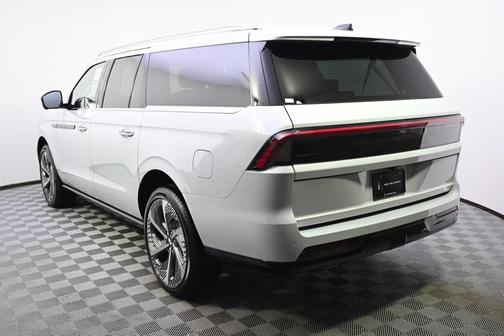 2025 Lincoln Navigator Black Label