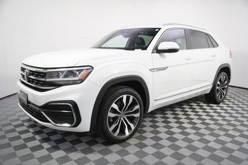 Pure White 2020 Volkswagen Atlas Cross Sport 3.6L V6 SEL 4MOTION