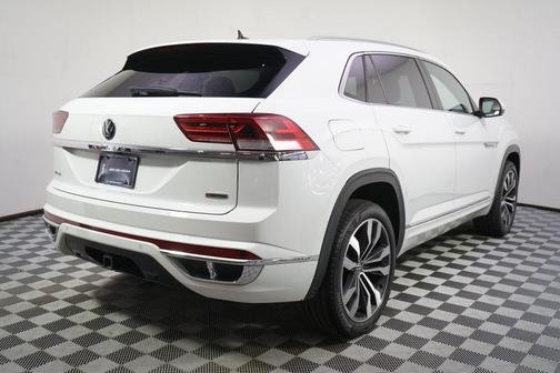 Pure White 2020 Volkswagen Atlas Cross Sport 3.6L V6 SEL 4MOTION