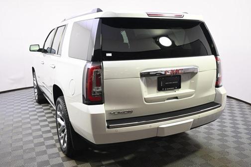 White Frost Tricoat 2020 GMC Yukon Denali