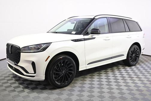 Pristine White Metallic Tri-Coat 2026 Lincoln Aviator Reserve AWD