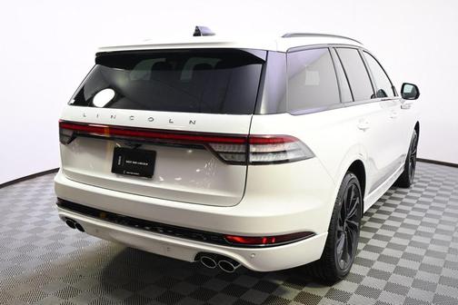 Pristine White Metallic Tri-Coat 2026 Lincoln Aviator Reserve AWD