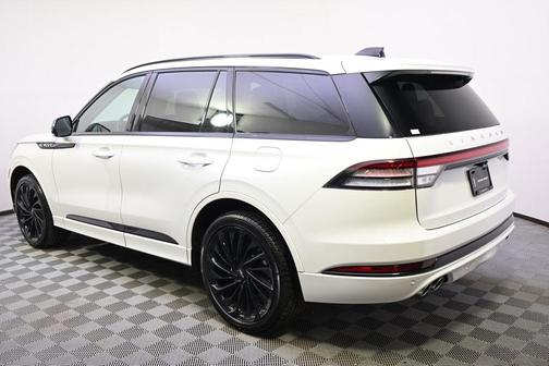Pristine White Metallic Tri-Coat 2026 Lincoln Aviator Reserve AWD