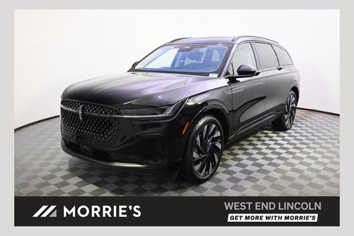 Infinite Black Metallic Clearcoat 2026 Lincoln Nautilus Reserve