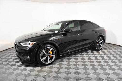 2022 Audi e-tron S Premium Plus