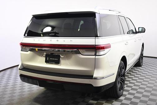 2022 Lincoln Navigator Reserve