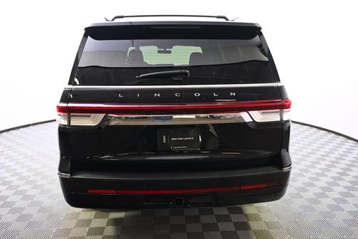 Infinite Black Metallic Clearcoat 2023 Lincoln Navigator Reserve