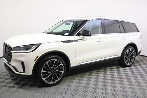 Pristine White Metallic Tri-Coat 2026 Lincoln Aviator Reserve AWD