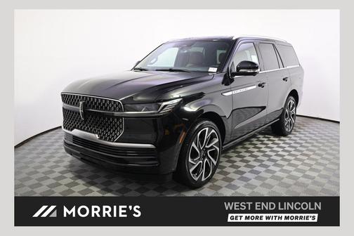 Infinite Black Metallic Clearcoat 2027 Lincoln Navigator Reserve