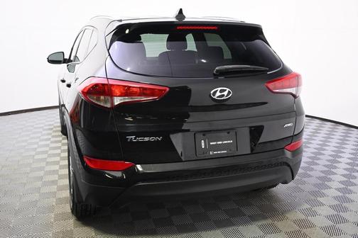 2017 Hyundai TUCSON SE Plus