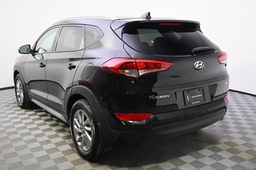 2017 Hyundai TUCSON SE Plus
