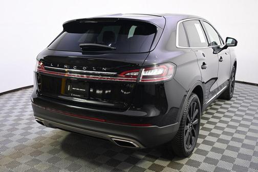 Infinite Black Metallic Clearcoat 2022 Lincoln Nautilus Reserve