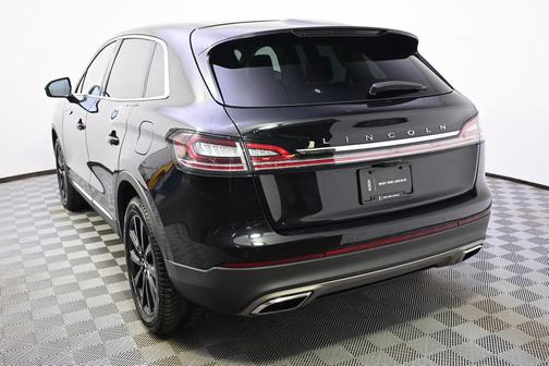 Infinite Black Metallic Clearcoat 2022 Lincoln Nautilus Reserve