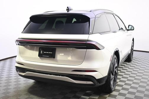 2025 Lincoln Nautilus Reserve