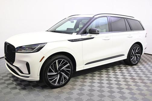 PRISTINE WHITE MET 3C 2026 Lincoln Aviator Black Label AWD