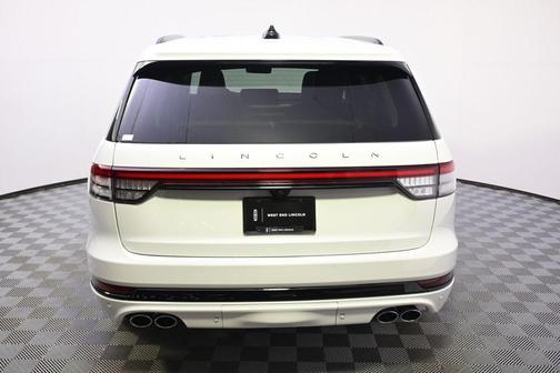 Pristine White Metallic Tri-Coat 2026 Lincoln Aviator Reserve AWD