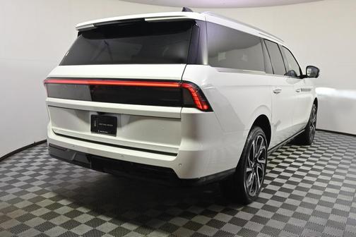 2026 Lincoln Navigator Black Label