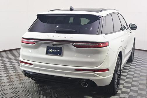 2025 Lincoln Corsair Premiere
